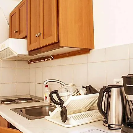 Apagio فندق 4*